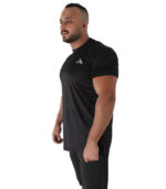 تيشيرت أسود